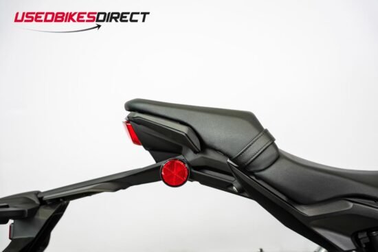 Buy 2024 Honda CB300R - Image 4
