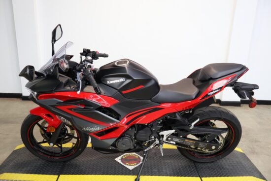 Buy 2025 Kawasaki Ninja 500 ABS - Image 5
