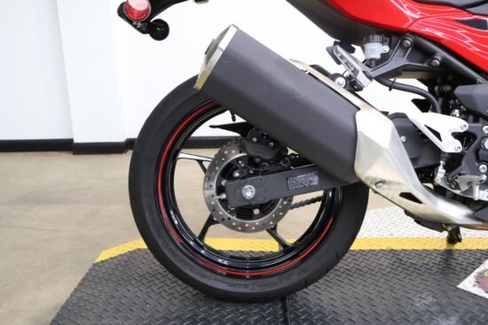 Buy 2025 Kawasaki Ninja 500 ABS - Image 9