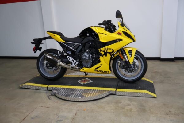 Buy 2024 Suzuki GSX-S 8R