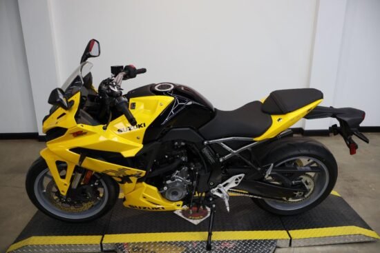 Buy 2024 Suzuki GSX-S 8R - Image 4