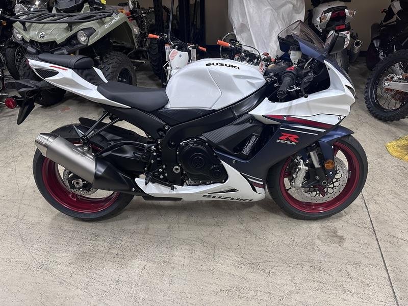 Buy 2025 Suzuki GSX-R600