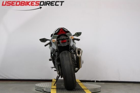 Buy 2018 Kawasaki Ninja ZX-10R - Image 4
