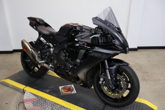 Buy 2020 Yamaha YZF-R1 - Image 3