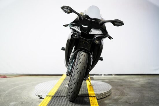 Buy 2018 Yamaha YZF-R1 - Image 10