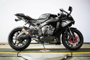 Buy 2018 Yamaha YZF-R1