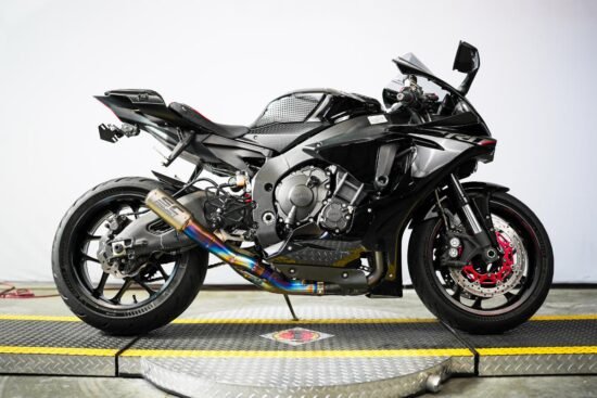 Buy 2018 Yamaha YZF-R1
